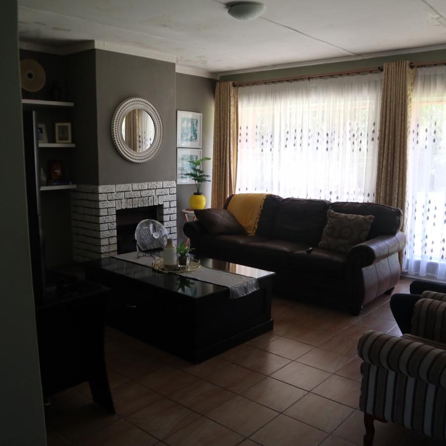 3 Bedroom Property for Sale in Flamingo Park Free State